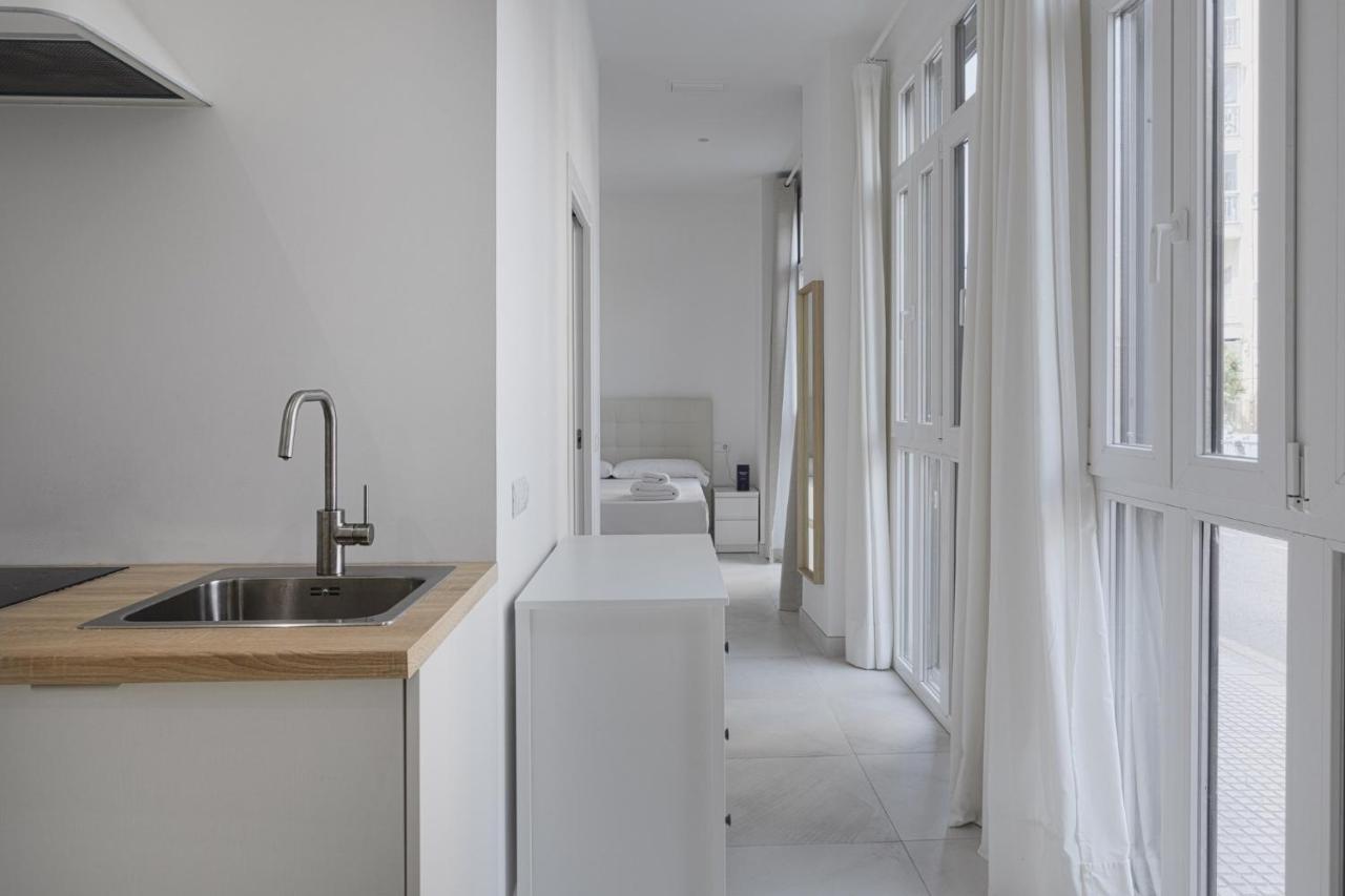 Capuchinos Cathedral Apartments มาลากา ภายนอก รูปภาพ