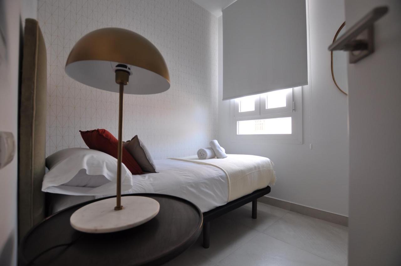 Capuchinos Cathedral Apartments มาลากา ภายนอก รูปภาพ